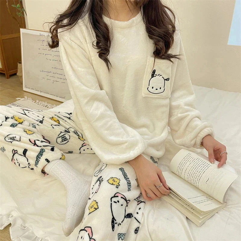 【2個買うと1個無料】着ぐるみ パジャマ もこもこパジャマ ポチャッコ 冬かわいい レディース 部屋着 韓国ファッション ルームウェア セットアップ サンリオSanrio コスプレ30%までに制限 9,462円