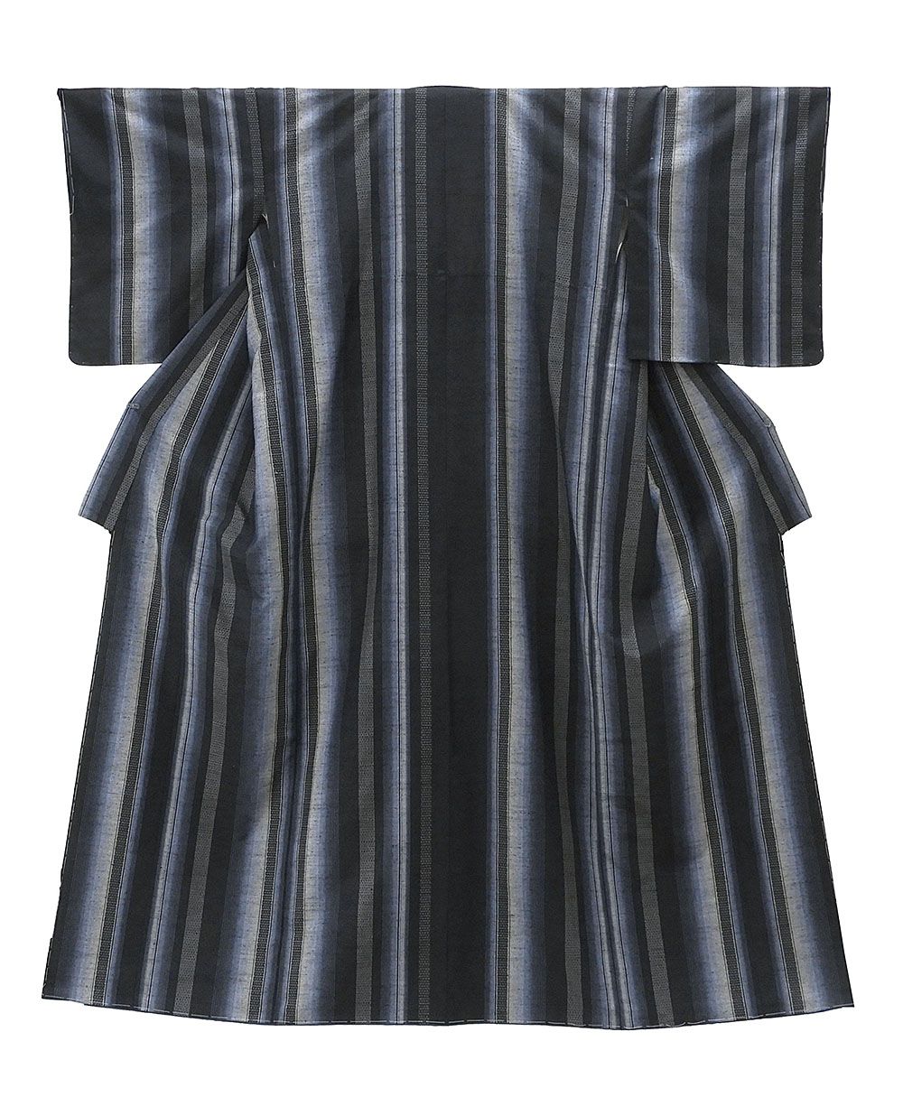 紬 未着用美品 正絹 縦縞模様 身丈164cm 裄丈65.5cm 紬 未使用 新古品 着物 カジュアル d0569