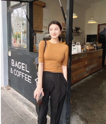 シンプル無地トップス Tシャツ 袖あり 五分袖 爽やか ショート丈 定番 大人可愛い きれいめ シンプル 大人 上品 おしゃれ かっこいい 大人可愛い 大人女子 こなれ感 キュート 爽やか ナチュラル