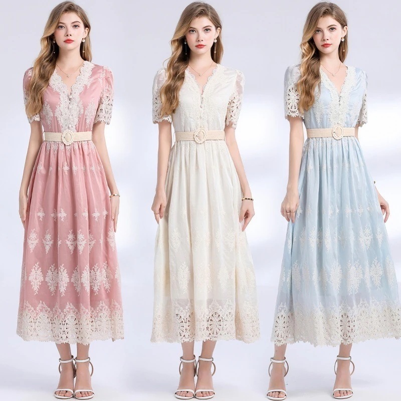 透かしレース刺繍Vネックワンピース（シック・ベルテッド） 入学式 卒業式 結婚式 演奏会 パーーティー お呼ばれドレス