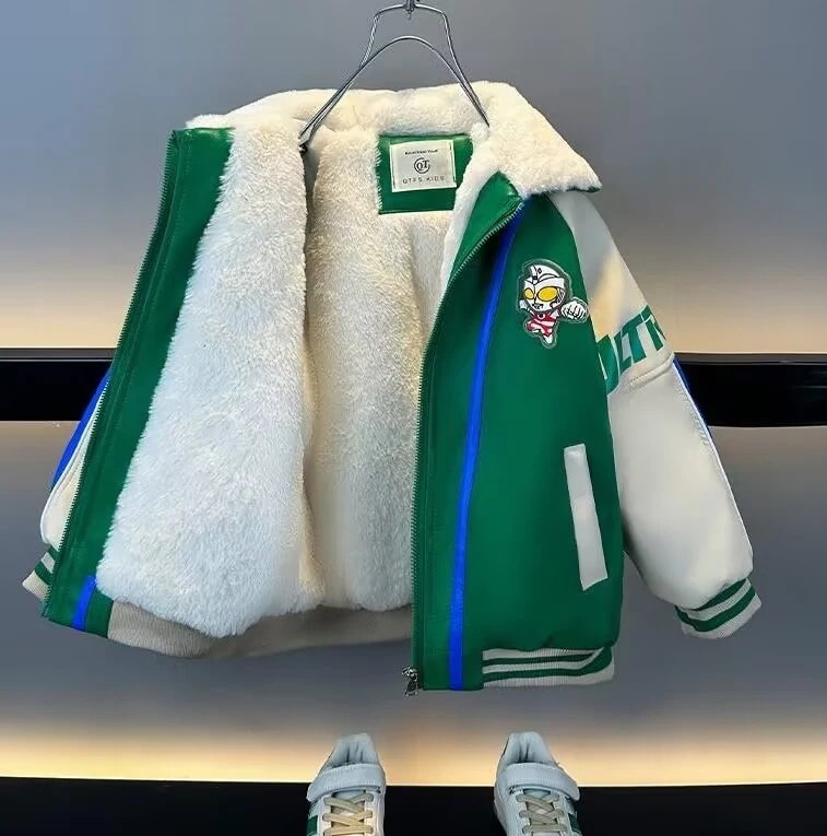 大好評 ウルトラマンの男の子の冬服に毛皮のコート冬の新しい子供の秋冬の洋気毛皮一体コート