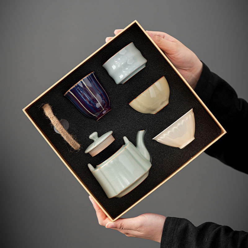 郭潮紫禁城文化創造五名窯ティーセット 1ポット4カップ ティーポット ティーカップ ギフト お土産