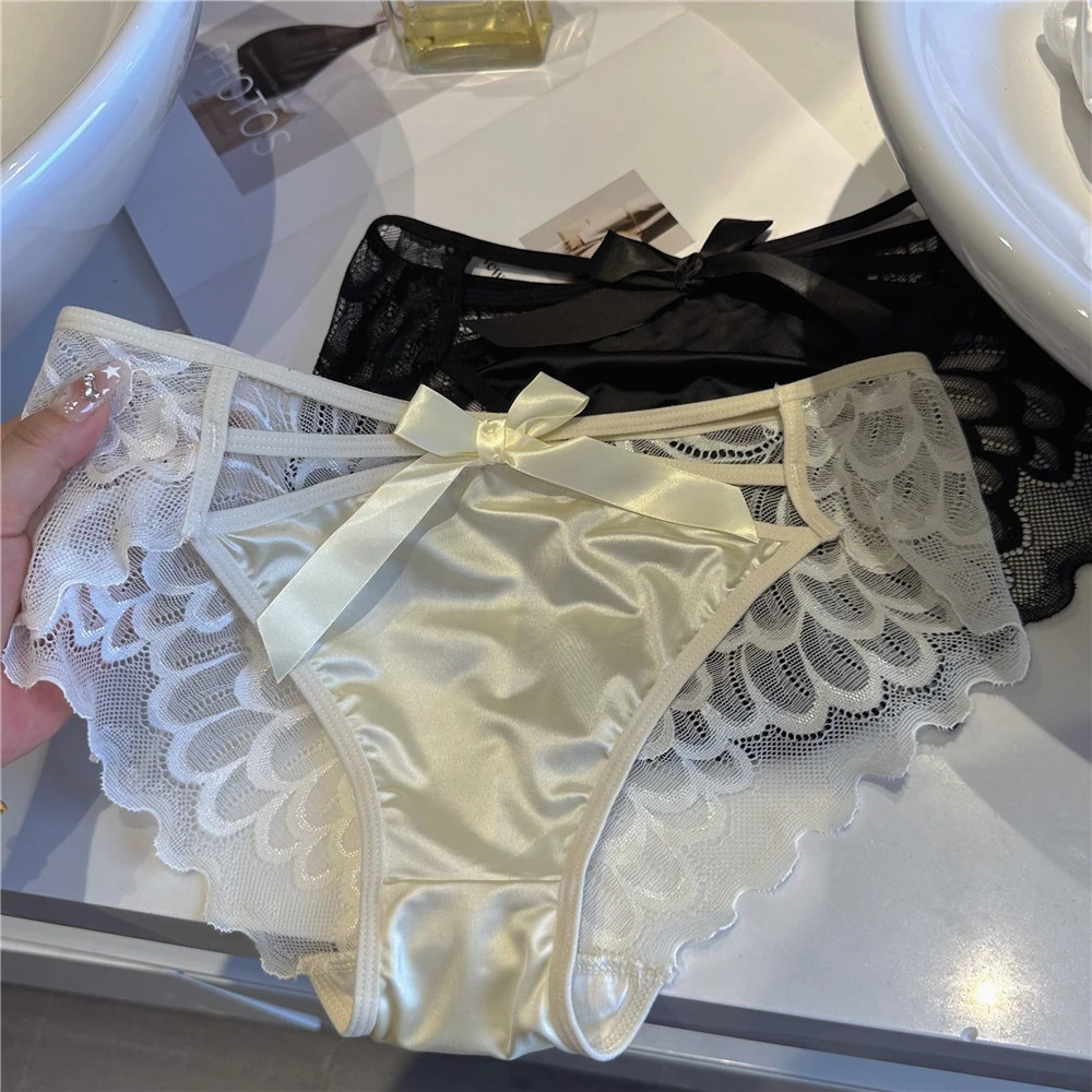 【1点ご購入 で10点プレゼントいたします】蝶ネクタイ透かし彫りレースパンツ女性純綿股間通気中低腰少女三角パンツ頭
