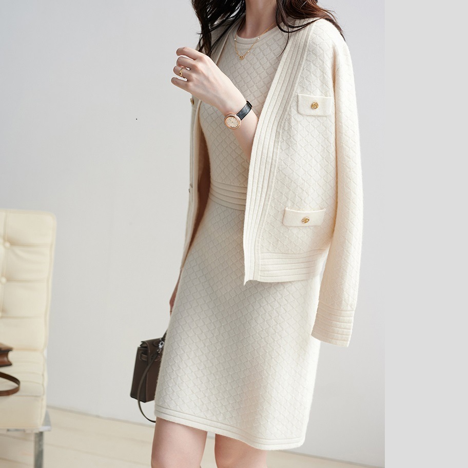 ツーピース セットアップ ニット カシミヤ カーディガン ラグジュアリー プルオーバー ウール ノースリーブワンピース 清楚 好印象 シック 上品 高級感 きちんと感 ラウンドネック スリムフィット