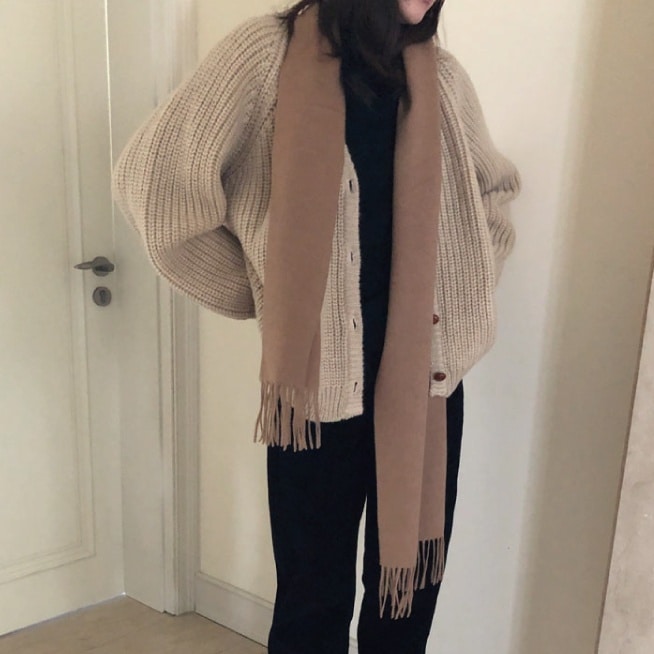 トップス カーディガン 長袖 ボリューム袖 Vネック 前開き ボタンミディアム丈 かわいい 大人可愛い きれいめ シンプル 上品 おしゃれ かっこいい カジュアル こなれ感 個性的 ラフ ルーズ