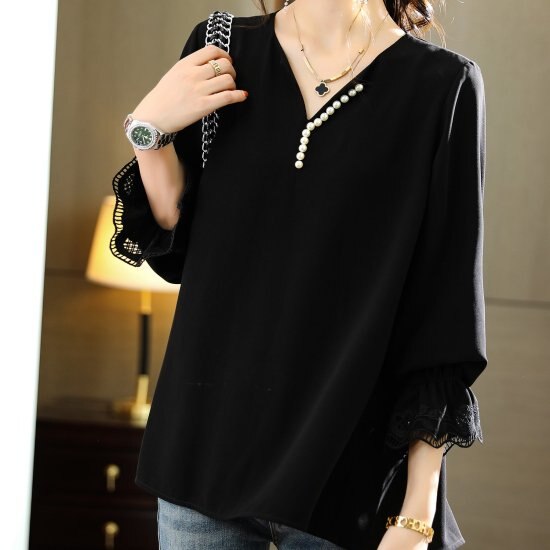 【取寄：納期2週間】ブラウス レディース トップス とろみ素材 Vネック シフォンシャツ ふんわり パール レトロ かわいい ブラウス オフィス 通勤 レース おしゃれ 新作 ブラウス レディース