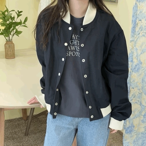 モダンスタジアム野球ジャンパー