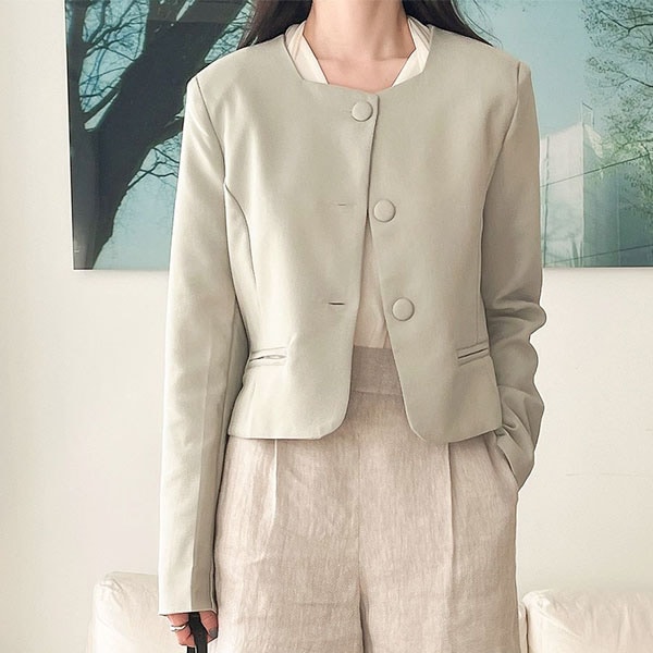 NO5206　ノーカラージャケット スクエアネック オフィスルック クロップ丈　ジャケット