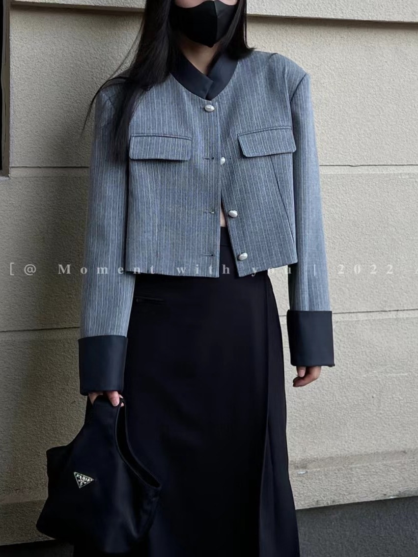 moment2022 初秋の新デザインセンス コントラストカラーエッジ立ち襟スーツジャケット レディース フレンチスモールフレグランスショートジャケット 4,951円