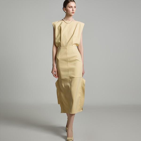 D9530 ステッチ ワンピース