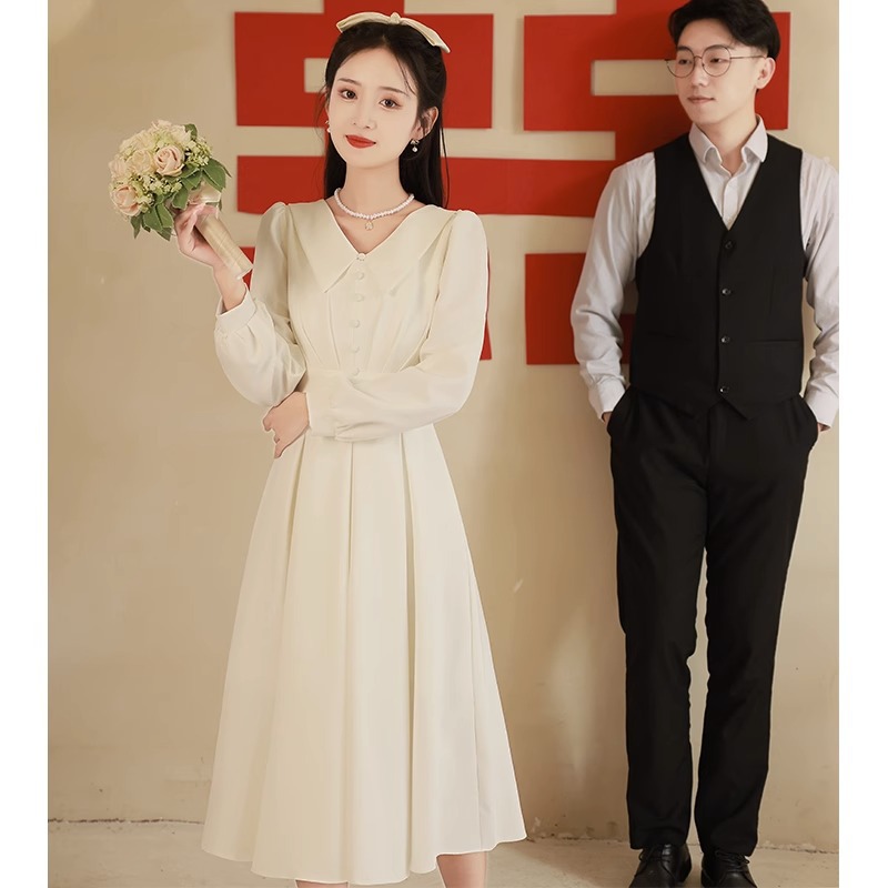 女性の結婚証明書のための白い小さなドレスホワイトスカートの婚約ドレス長袖人形襟レトロ