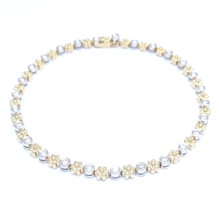 ダイヤモンド ブレスレット フラワーモチーフ ダイヤモンド0.94ct K18YG xK18WG /291905【中古】