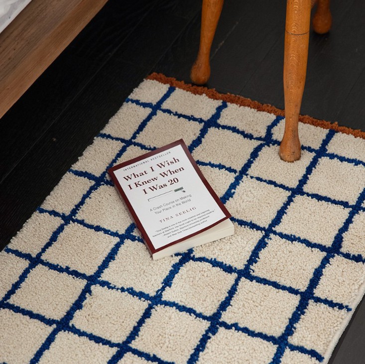 Soft Long-Pile Mat- Tile Check (DEEP BLUE)