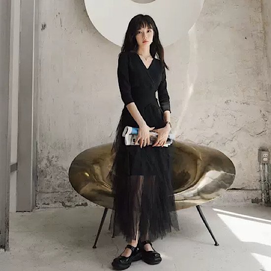 【取寄：納期2週間】結婚式ドレス メッシュ レース Vネック 発表会 演奏会 レディース フレアドレス 結婚式 ステージ衣装 ロング丈 エレガント ウエディングドレス カラードレス 七分袖