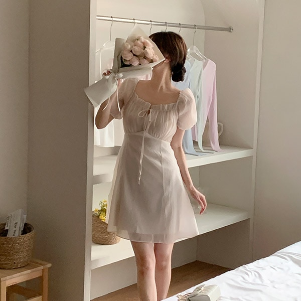 （2丈展開／華奢見え／女神スタイル）デリア シャーリング リボンストラップ ミニ＆ロング フレアワンピース op16104