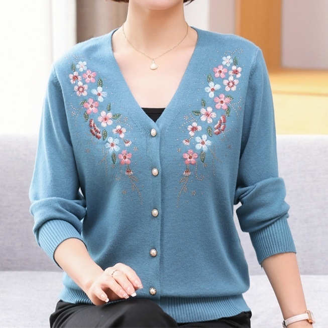 トップス カーディガン 長袖 Vネック 前開き ボタンミディアム丈 刺繡 かわいい 大人可愛い きれいめ シンプル 上品 おしゃれ かっこいい カジュアル こなれ感 個性的 主役級 存在感 抜け感 春