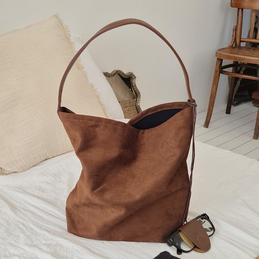 【HANE】ナチュラルフィット エコ スエード ショルダーバッグ (メガネホルダーセット)