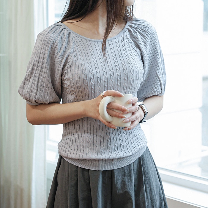 [韓国ファッション] 広い ラウンドネック ケーブルプリーツ パフ袖 半袖 ニット Tシャツ