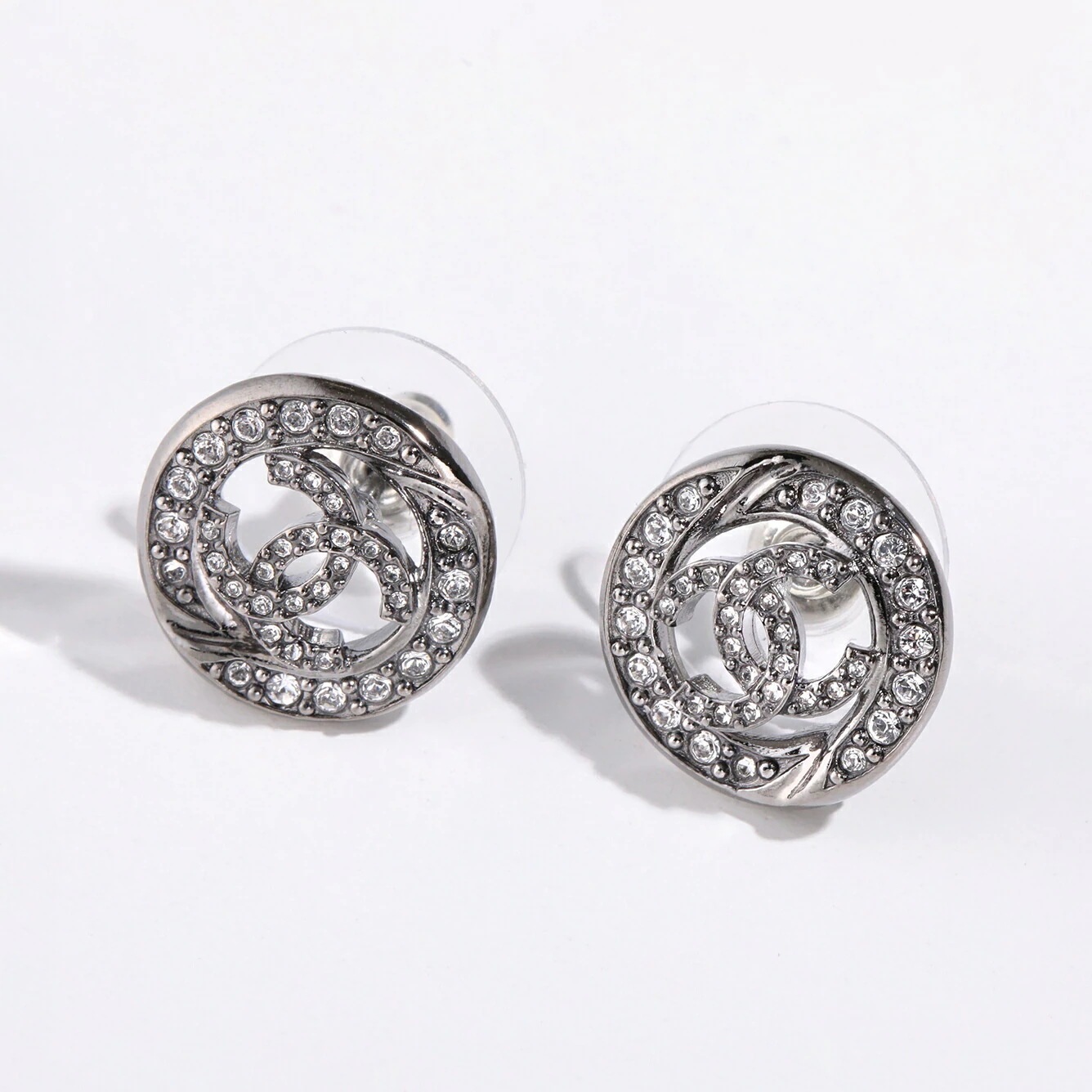 CHANEL シャネル ピアス ABG157 B21261 レディース ラインストーン ココマーク CCマーク サークル メタル スタッド U2316/ガンメタシルバー