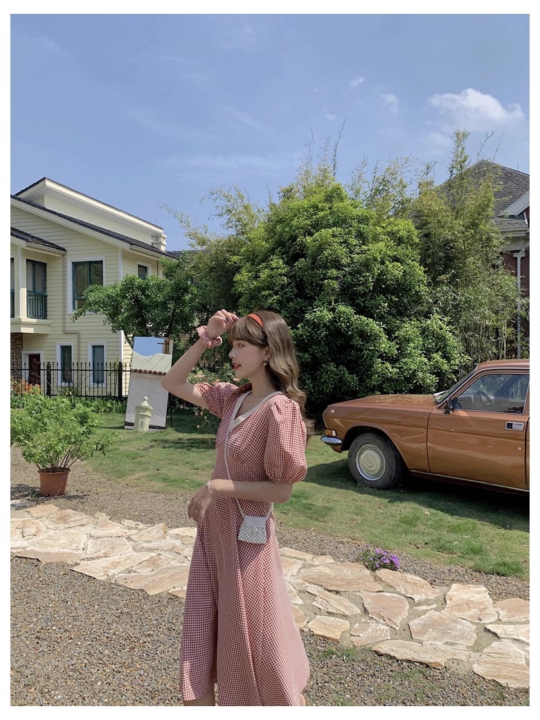 夏 スポット 韓国 チェック柄 レトロ 文学 ファン V ネック フレンチ ドレス 女性 ヘアリング 学生風 個性的 ワンピース 膝下 袖あり 半袖 パフスリーブ Vネック 襟なし かわいい
