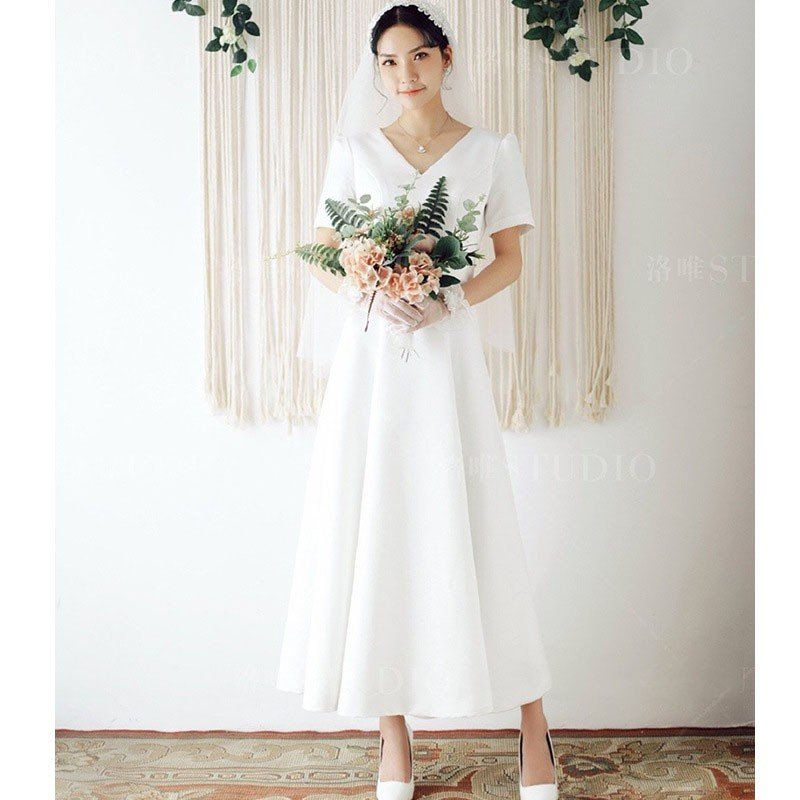 ウエディングドレス 袖あり 結婚式ドレス 白 二次会 安い エンパイア 花嫁 フォトウエディング ビ