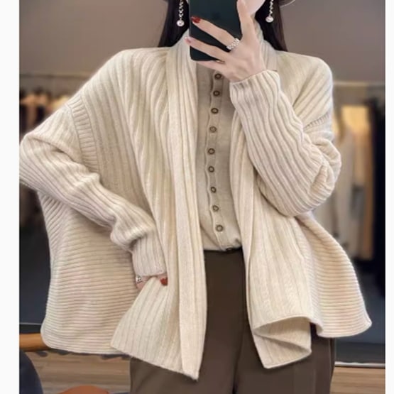 レディース トップス カーディガン 羽織 前開き 長袖 Vネック 襟なし ワイド きれいめ シンプル カジュアル 上品 おしゃれ こなれ感 ラフ ルーズ 個性的 クール 主役級 存在感 抜け感 都会的