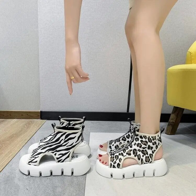 話題！トングサンダル ビーチサンダル 靴 サンダル厚底 スポーツサンダル スリッパ 厚底靴 フラット 母の日 母の日-0003358 4,992円