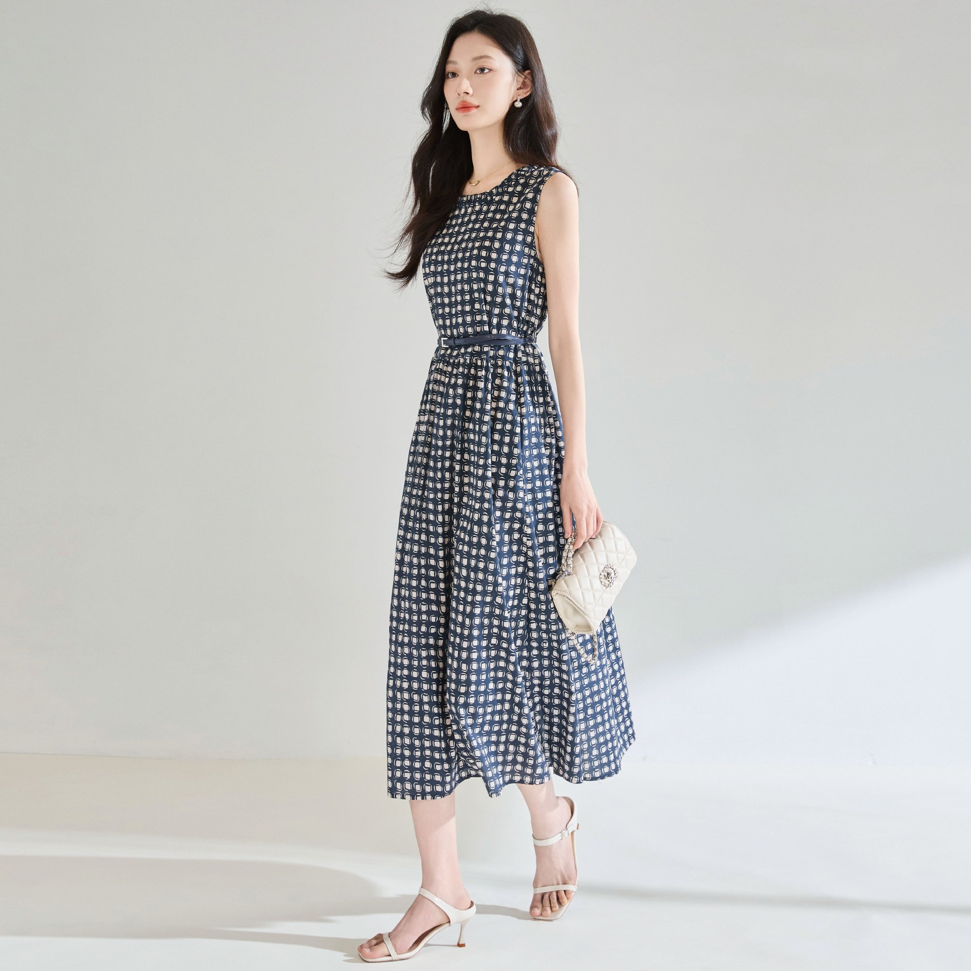 【送.料.無.料.急速発送】チェックプリントのコットンクルーネック袖なしウエスト丸め通勤ワンピース