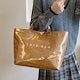 ライトブラウン