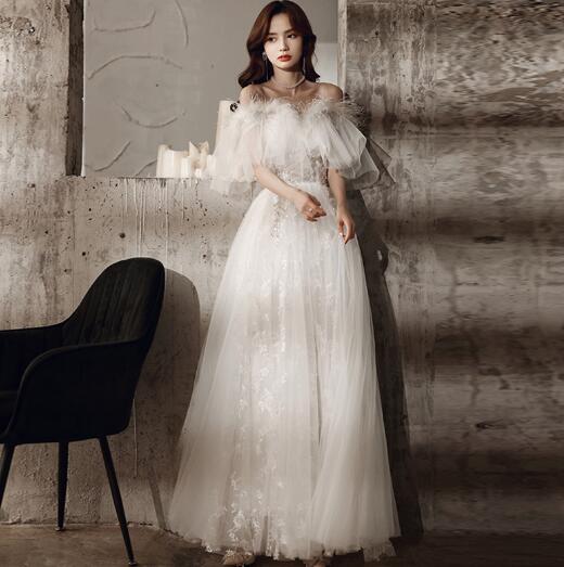 パーティードレス　オフショルダー　演出服　白　ワンピース　ステージ　結婚式　発表会　大きいサイズ