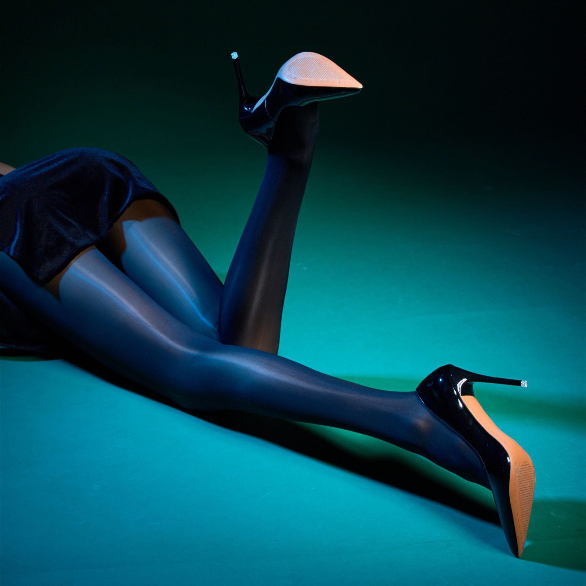 【1つ買うと10つ無料】20d馬オイルズストッキングウルトラシンブラックワイヤーストッキング女性の純粋なセクシーな黒いワイヤーヒョウオープン