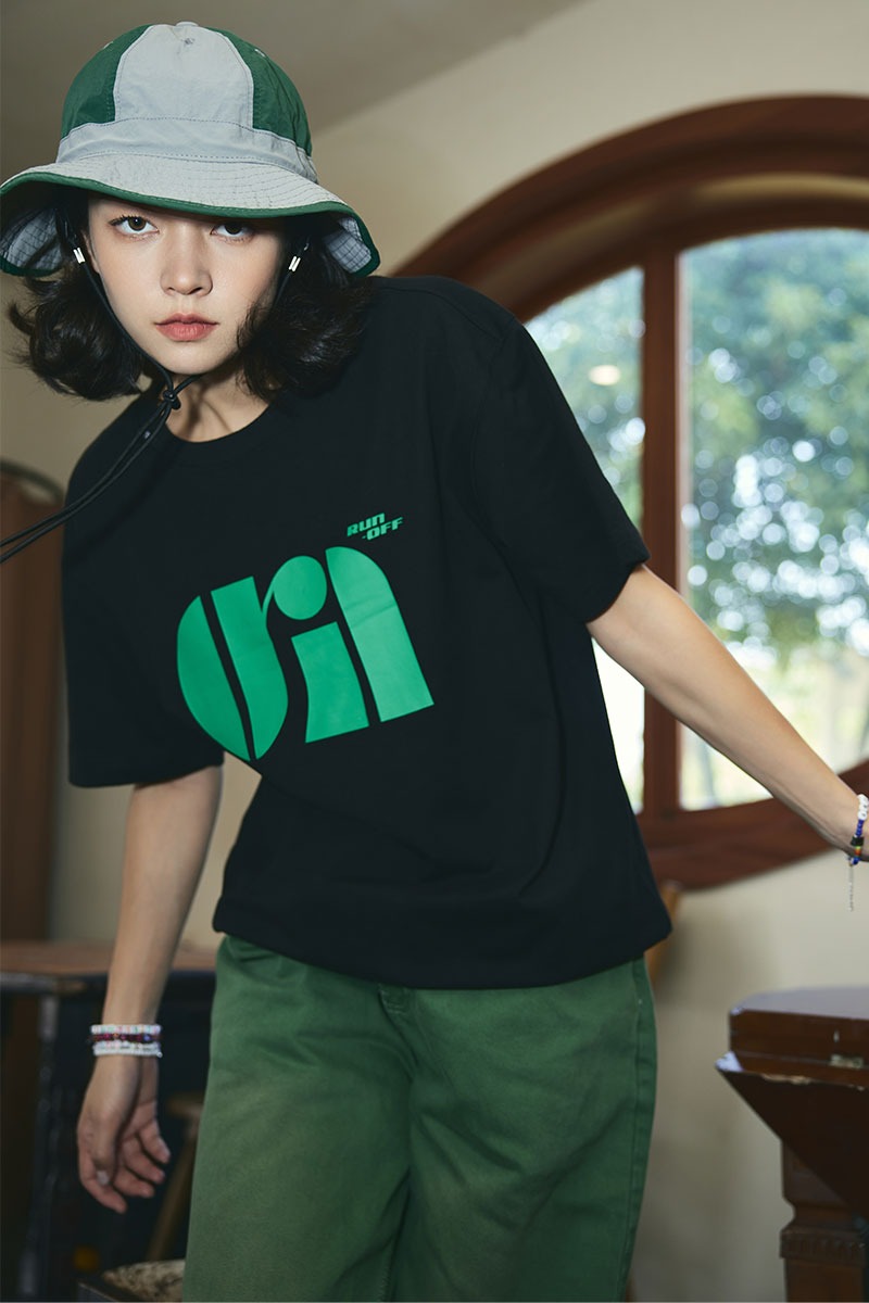 [ランオフ]ロゴグラフィック 綿Tシャツ_ブラック [CRTC1276] 6,300円