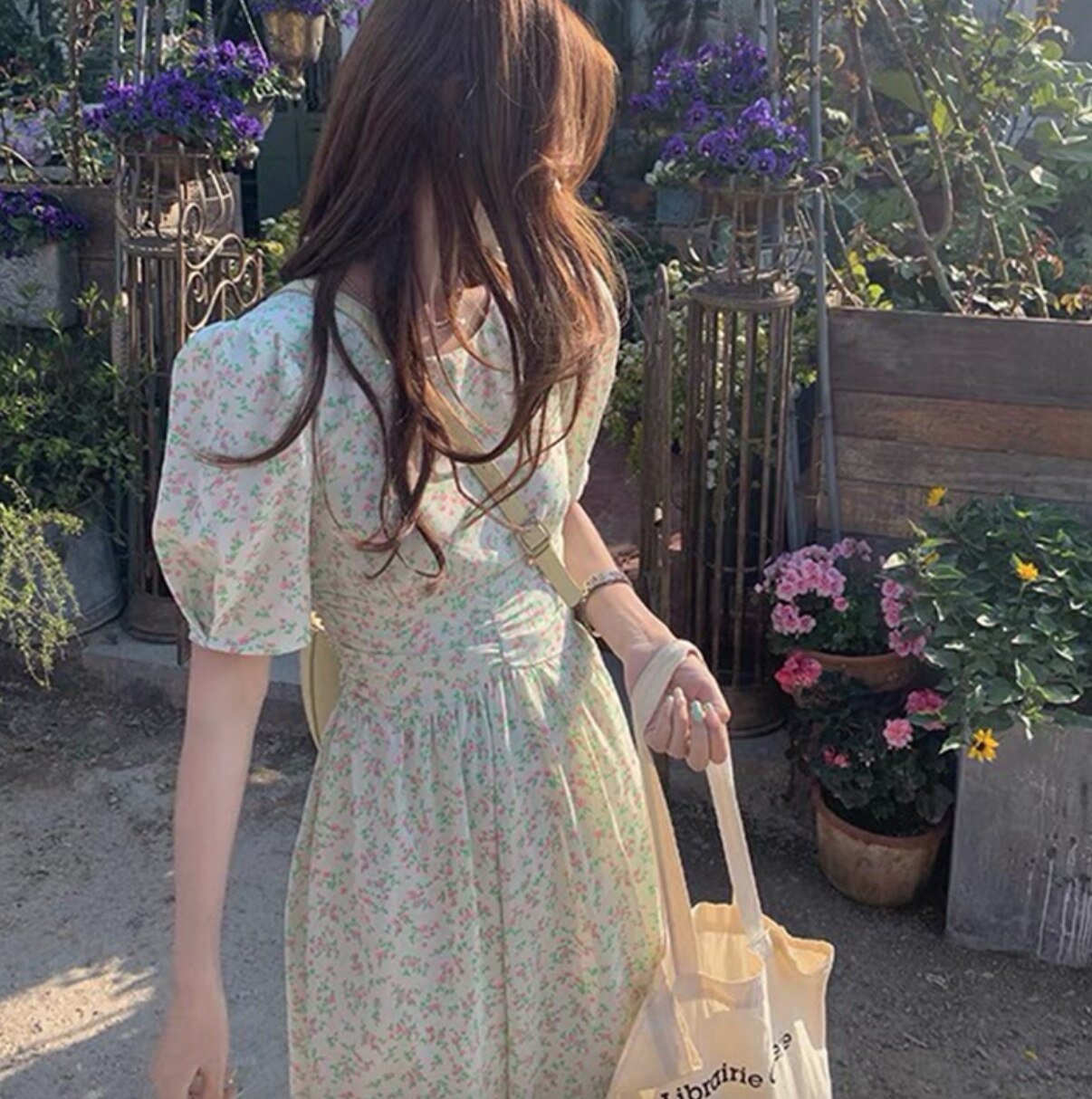 ワンピース 袖あり かわいい 大人可愛い きれいめ シンプル カジュアル 大人 上品 おしゃれ 花柄 ラウンドネック ロング丈 半袖 春夏 ウエストマーク ホワイト M 韓国 ガーリー コーデ モテ