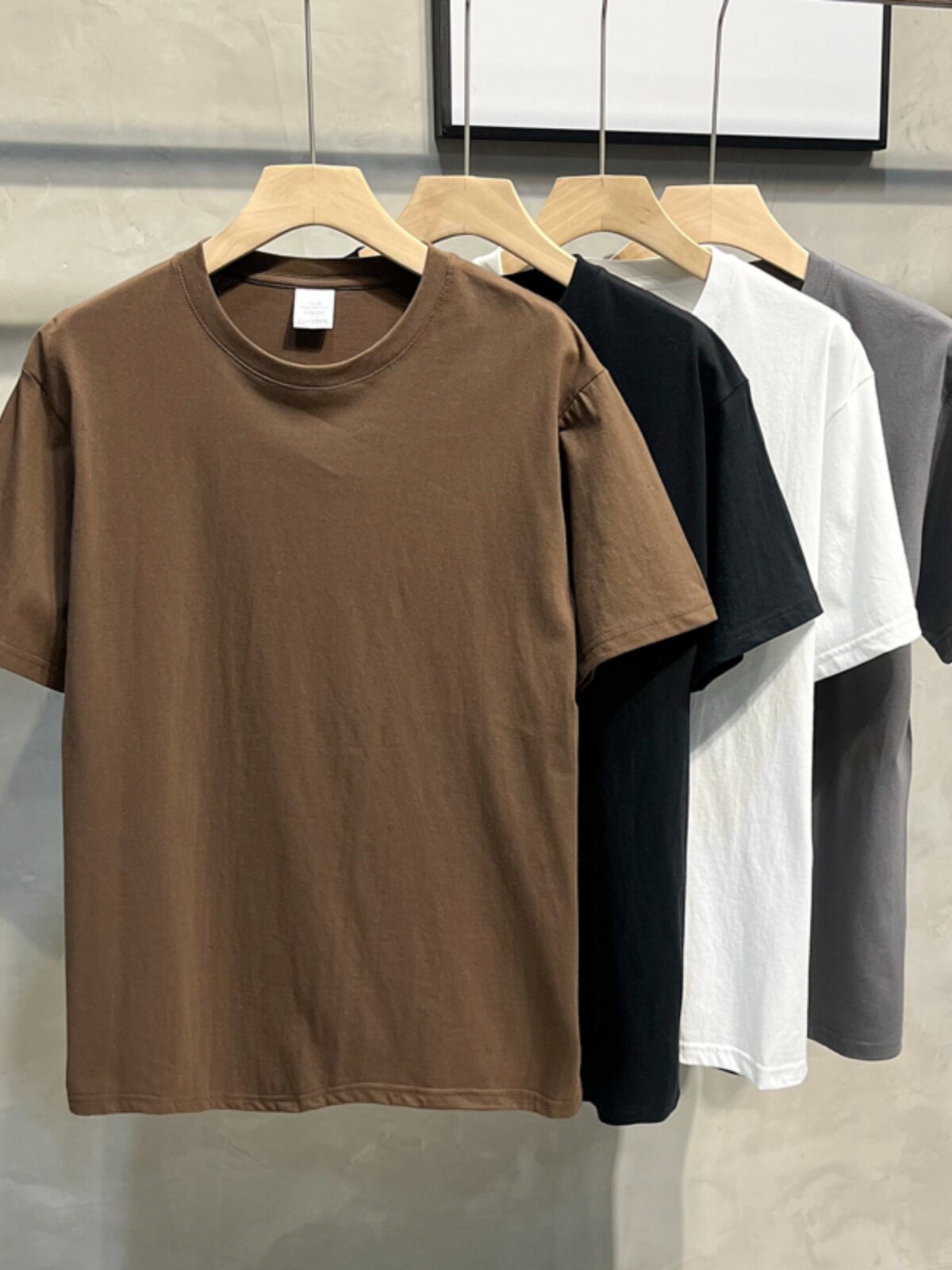 純綿半袖Tシャツメンズゆったり快適で通気性のある夏の純綿半袖丸首インナーシャツ