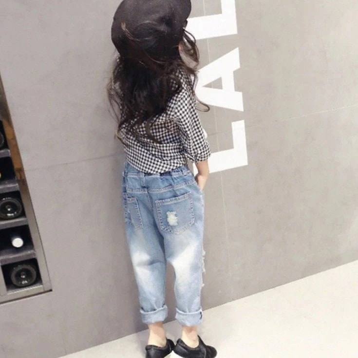 パンツ デニムパンツ 子供服 女子 キッズ服 韓国風子供服 ダメージ加工 カジュアル　長ズボン 可愛い 90cm 100cm 110cm 120cm 130cm 140cm