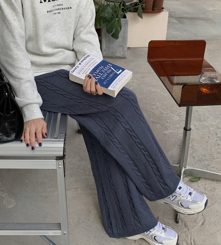 ボトムス デート モテアイテム ワイドパンツ ポケット ウエストゴム ケーブルニット リブニット クロシェ 編み込み ウール 可愛い きれいめ 上品 おしゃれ かっこいい 可愛い ラブリー