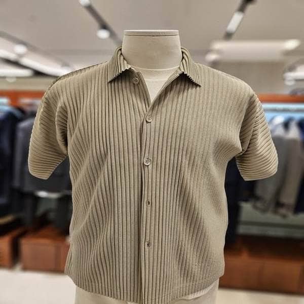 プリーツ半袖オープンシャツ3種択1(CHI313233)