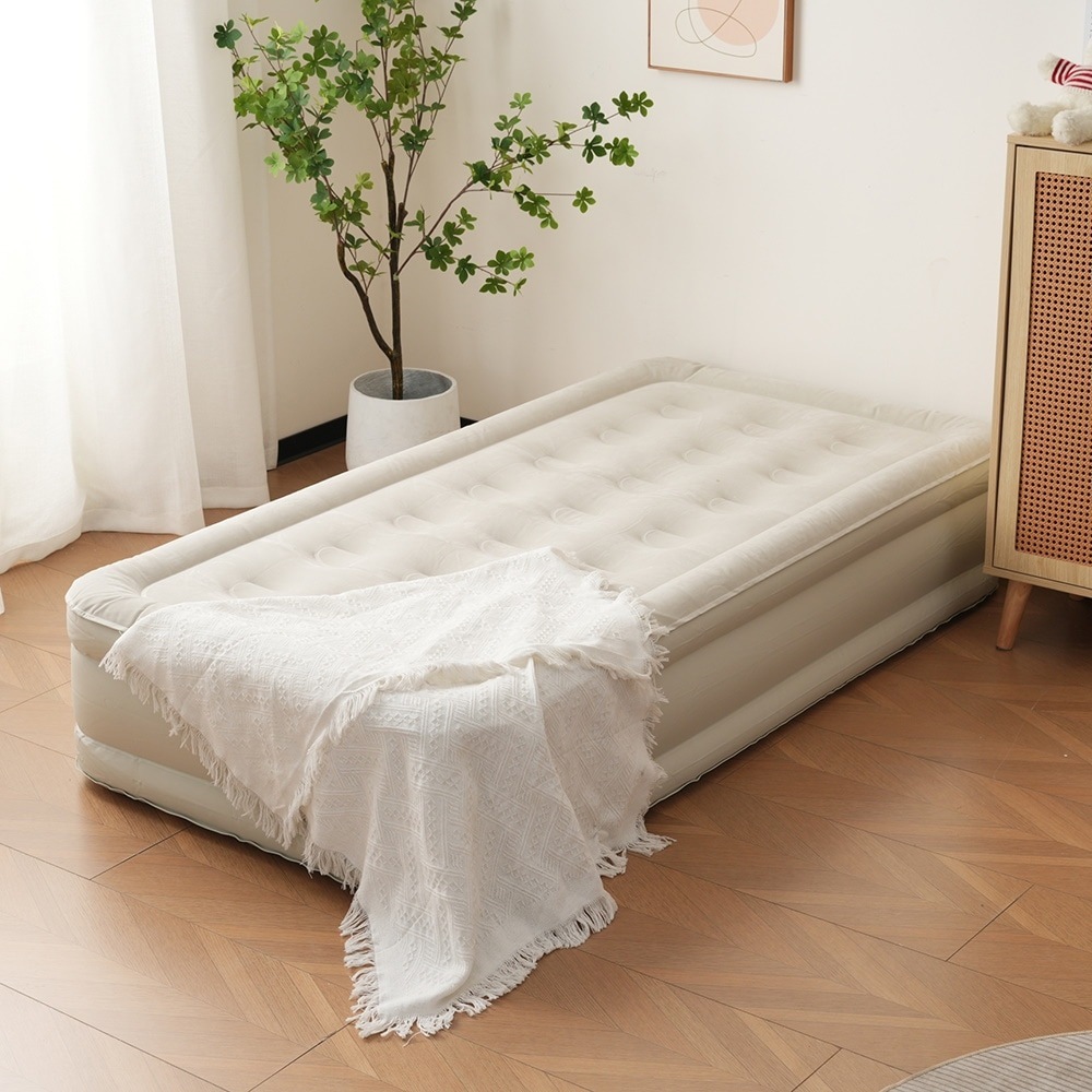 【国内即日発送】エアーベッド電動 　シングルサイズ　180*95*25ｃｍ 空気ベッド キャンプマット インフレーターマット快適な寝心地 折り畳み 超軽量 コンパクト家庭用 電動式ポンプ 収納袋付き