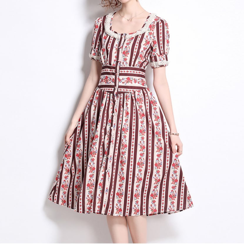 ワンピース 上着 人気 おすすめ おしゃれ お洒落 激安 安い プチプラ 半袖 スクエアネック ふわふわ パフスリーブ ふんわり Aライン 膝丈 ミニスカート 柄 ストライプ 花柄 レース