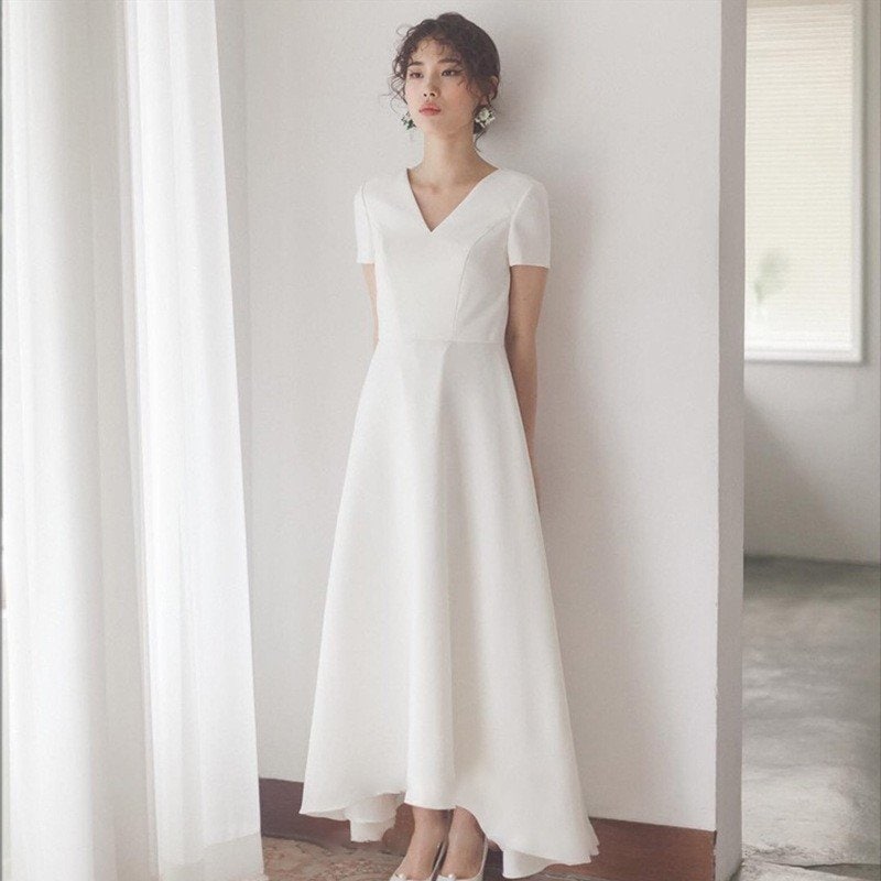 ウエディングドレス 袖あり 白 二次会ピアノ 発表会 お呼ばれ 披露宴 安い エンパイア 花嫁 フォ