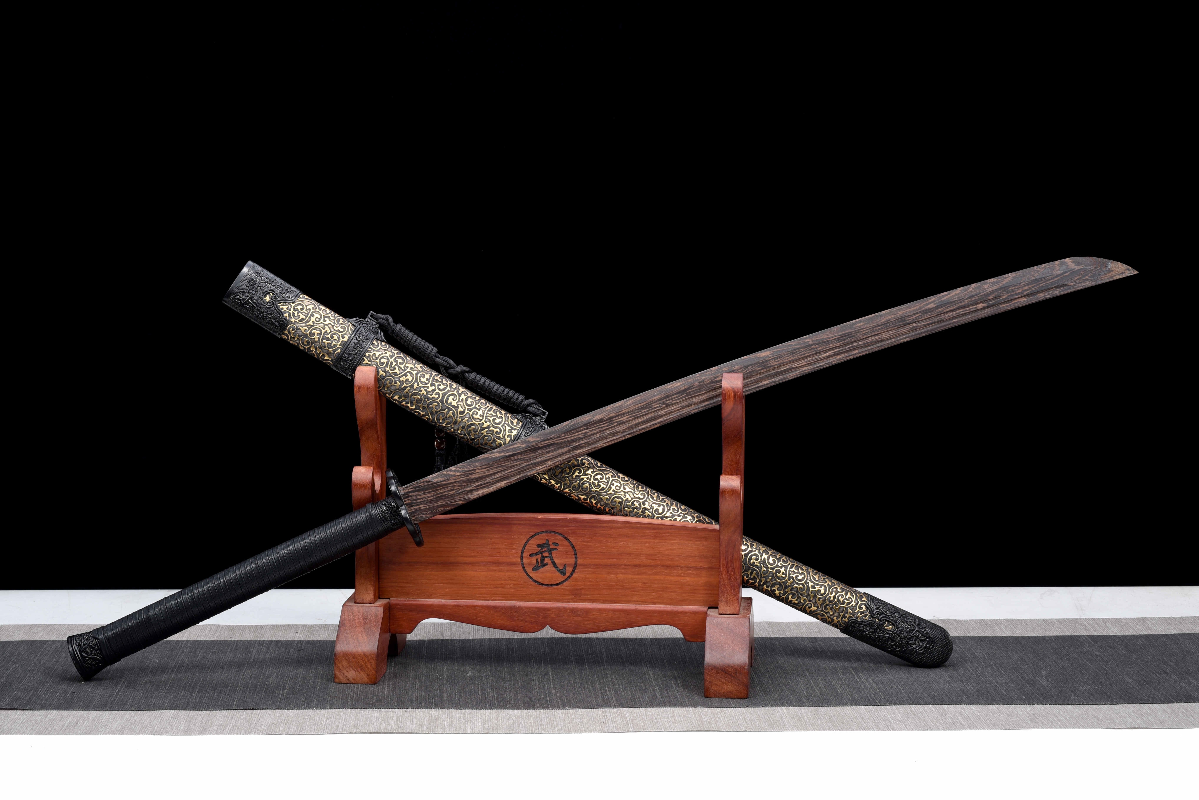 日本のアニメのコスプレ武士の刀カンフー武術忍者の訓練贈り物の手土産竹剣コレクション贈り物の木製の木の木の鞘PU皮外注