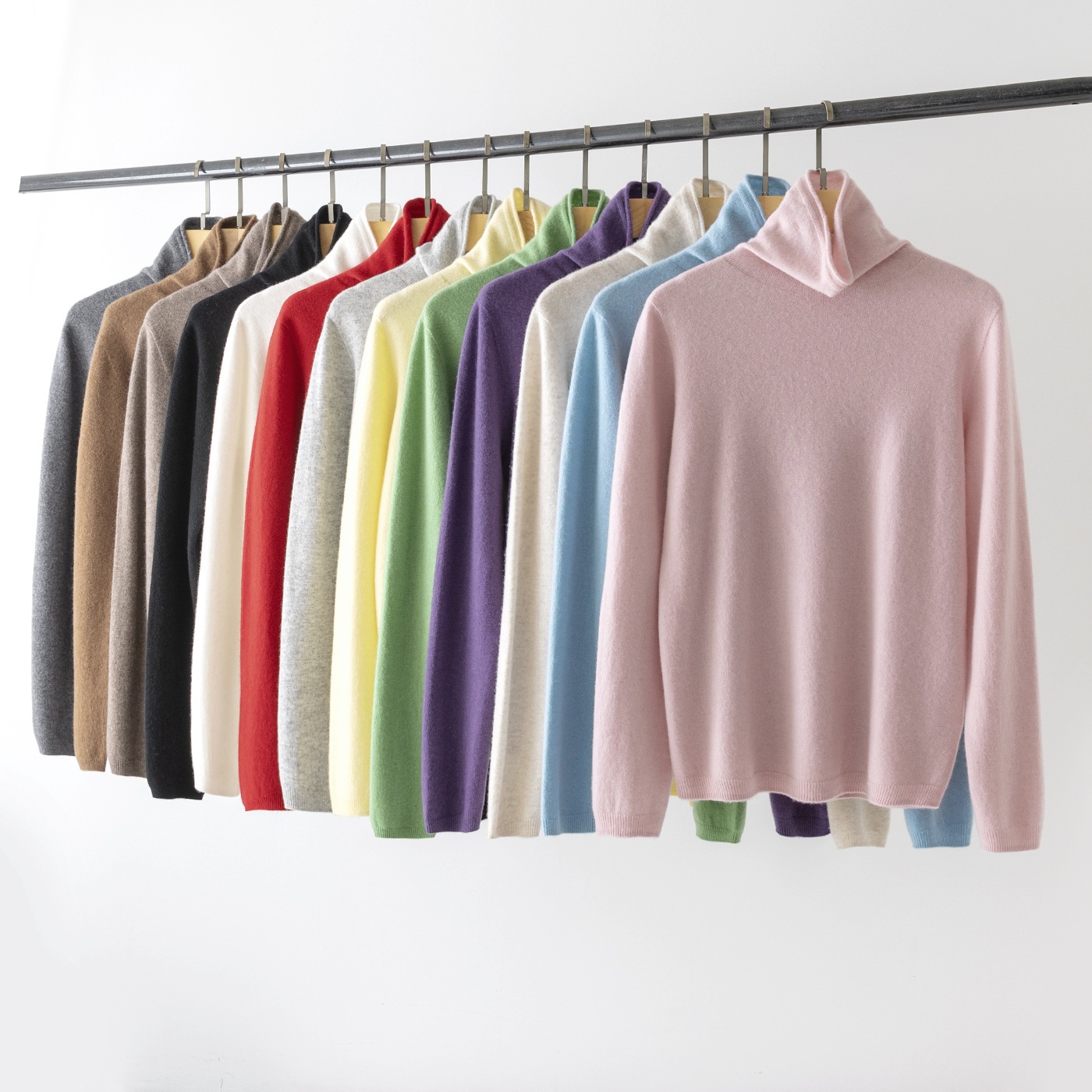シームレスなカシミアとウールの混紡タートルネックセーター（レディース）2025年の新スタイル秋冬用ベースレイヤー