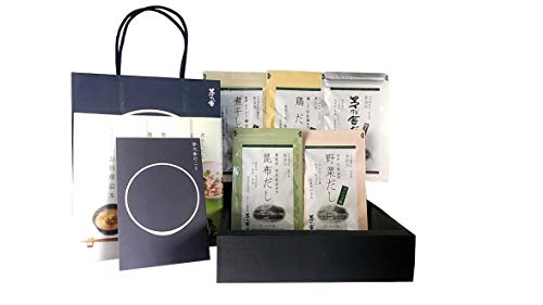 だし贈答箱入り・手提げ紙袋付き　 ギフト ５種類セット（８ｇ×５袋）　だし・椎茸だし・煮干しだし・野菜だし・昆布だし 4,855円