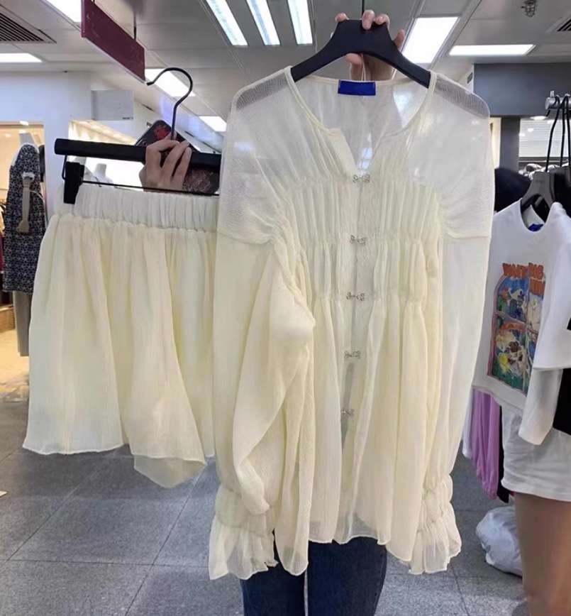 セットアップ デート モテアイテム 上下セット シフォン フリル チュニック 大人可愛い きれいめ 上品 おしゃれ かっこいい 大人可愛い ラブリー キュート ガーリー クール モード系 セクシー