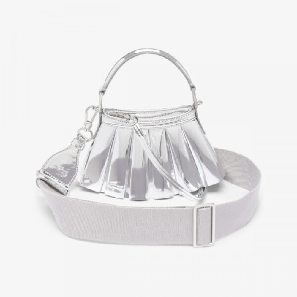 ラコステ ランウェイ ミラー レザー クロスボディ エクストラスモール BB NU5207D55N T10