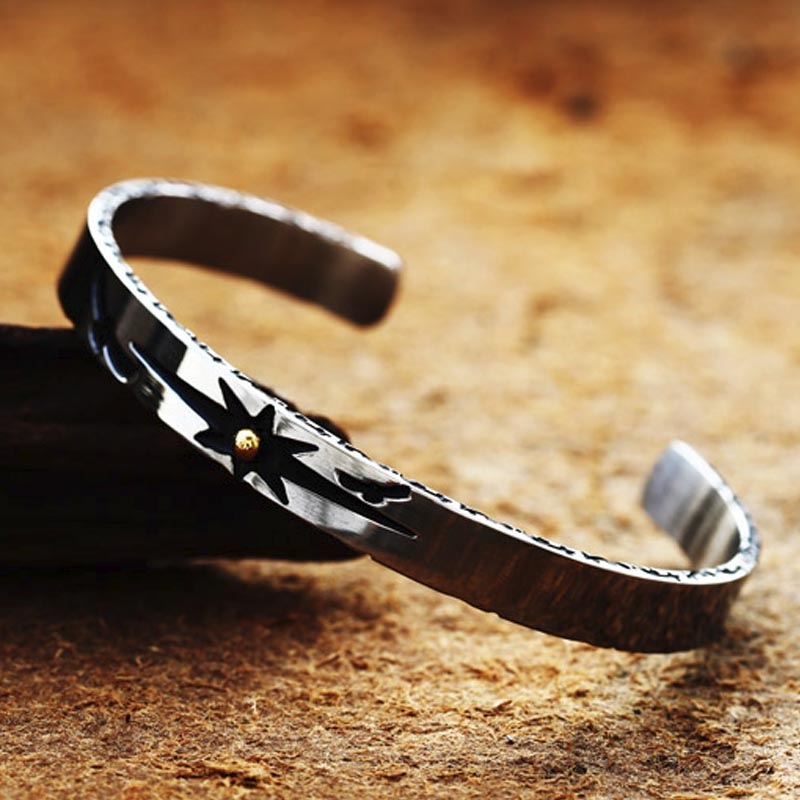 インディアンジュエリーステンレスバングル アームレット 腕輪 サージカルステンレス316L 手首 アクセサリー 鷲 鷹 波 プレゼント 男性 女性 ブレスレット 太陽 stv00-00080xx