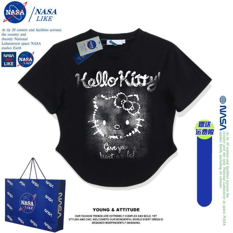 NASALIKE×HELLOKITTY　ラウンドカットクロップドTシャツ