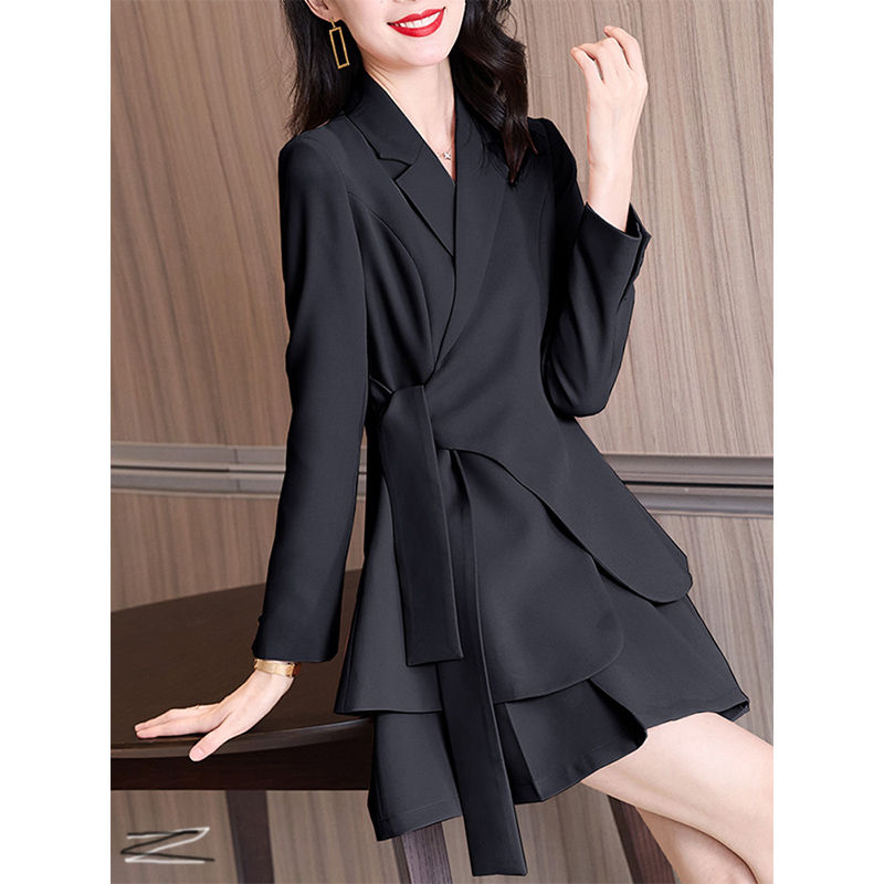 2023秋の新型婦人服スーツのスカート 5,519円