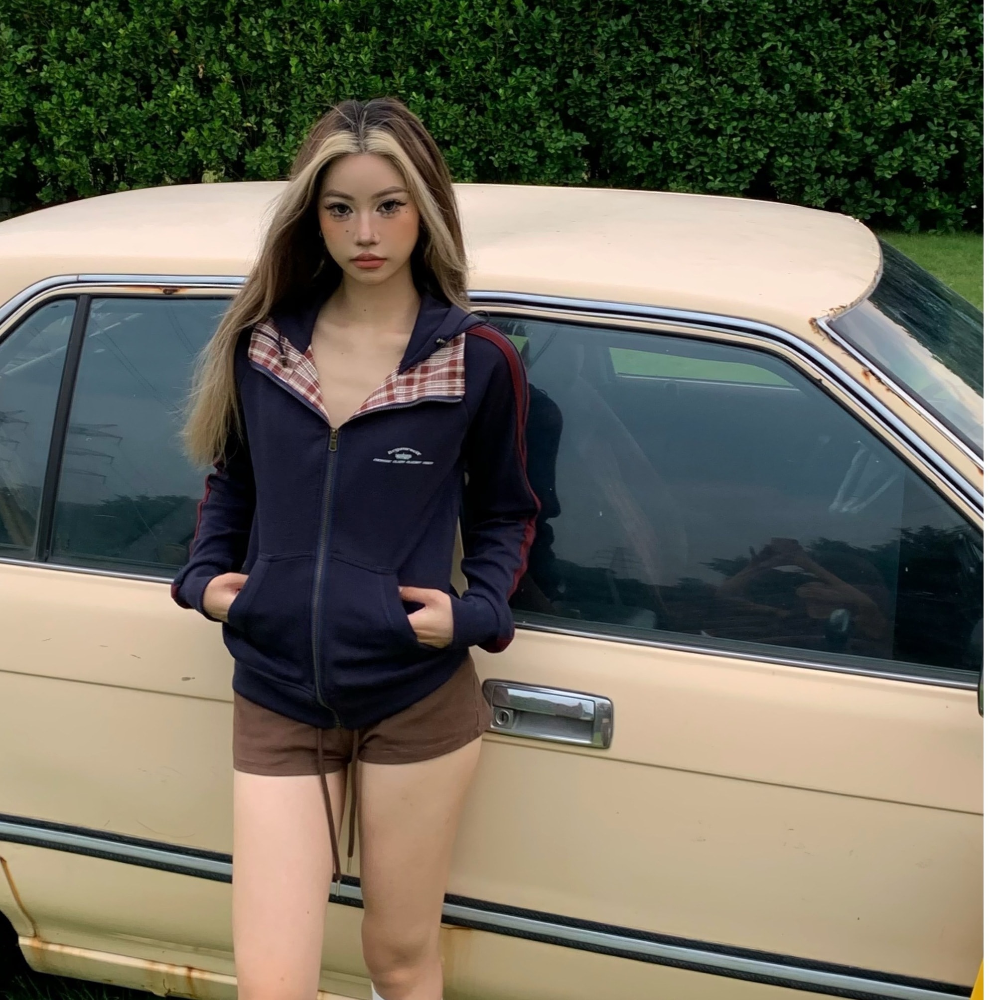 2025 春夏 韓国 かわいい レディース バイカラーック スタンドネックアウターブルゾン羽織りスポーティー配色コーデ 長袖トップススポーツサイドカジュアルファッション系フル丈トラック