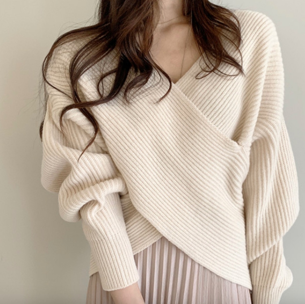 ニットソー セーター レディース 長袖 Vネック クロス かわいい 大人可愛い きれいめ シンプル 無地 冬 ママ 学生 お出かけ 重ね着 普段使い ホワイト ベージュ グレー ブラック トップス